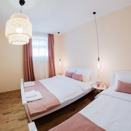 Apartman Cute&Cosy Lux ソンボル エクステリア 写真