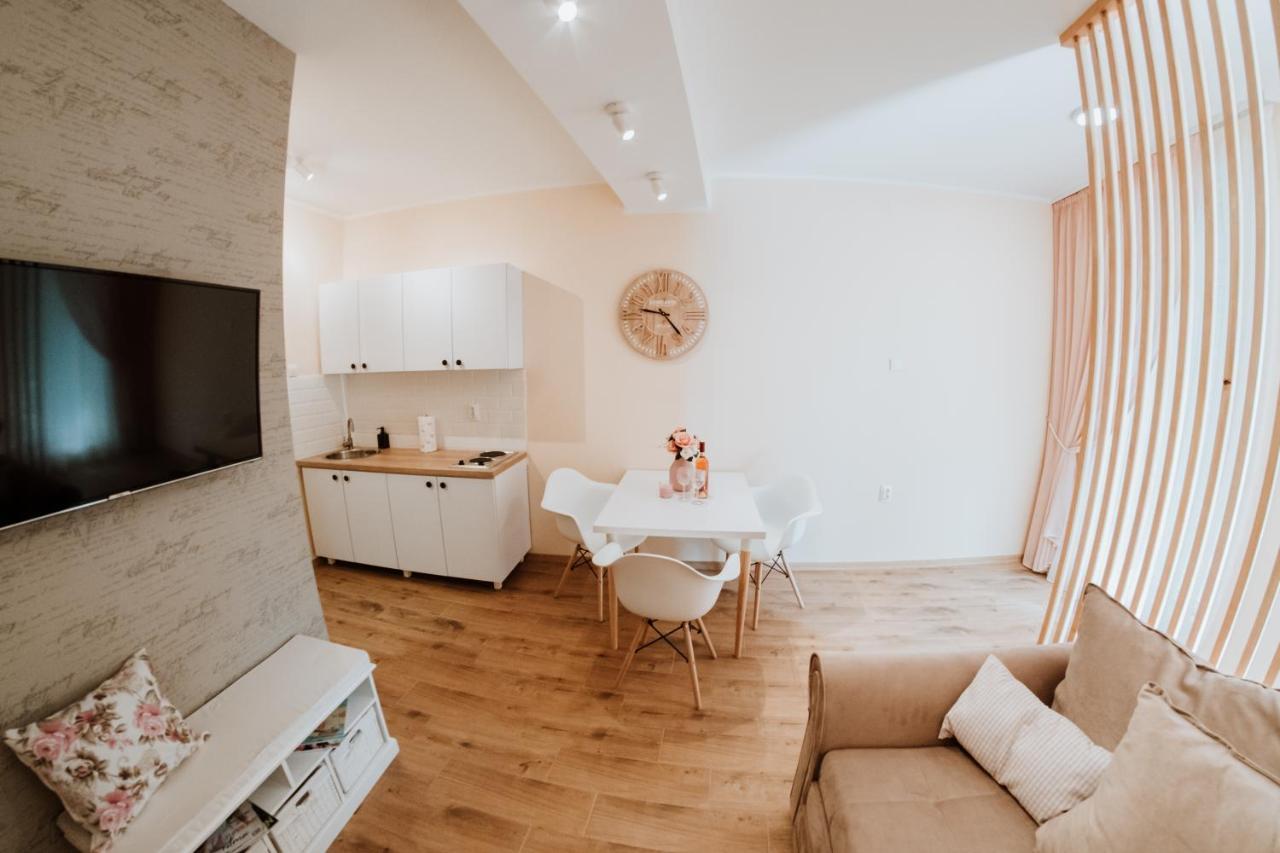 Apartman Cute&Cosy Lux ソンボル エクステリア 写真
