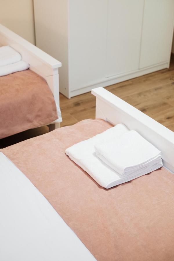 Apartman Cute&Cosy Lux ソンボル エクステリア 写真